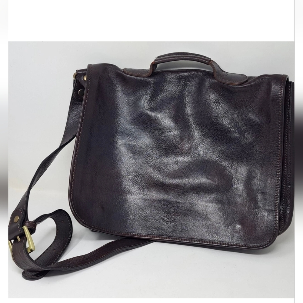 Italian Leather Briefcase - Dark Brown.